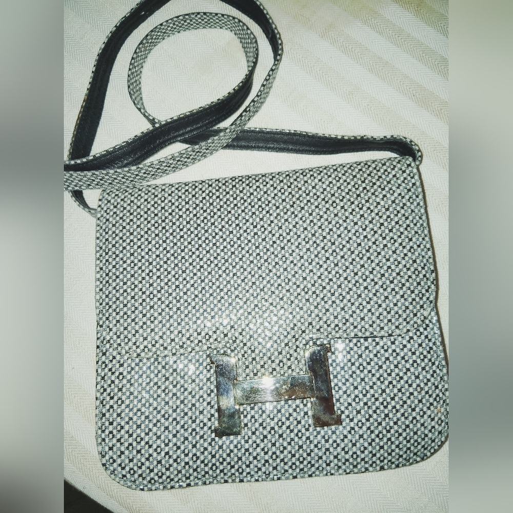 Stuart Weitzman Hermes-Style Constance Bag Gold H Buckle VGUC Black Houndstooth